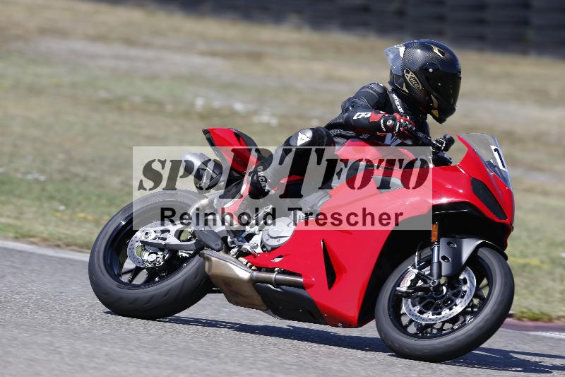 /35 07.08.2026  Discover the Bike ADR/Bike 1 gruen/13